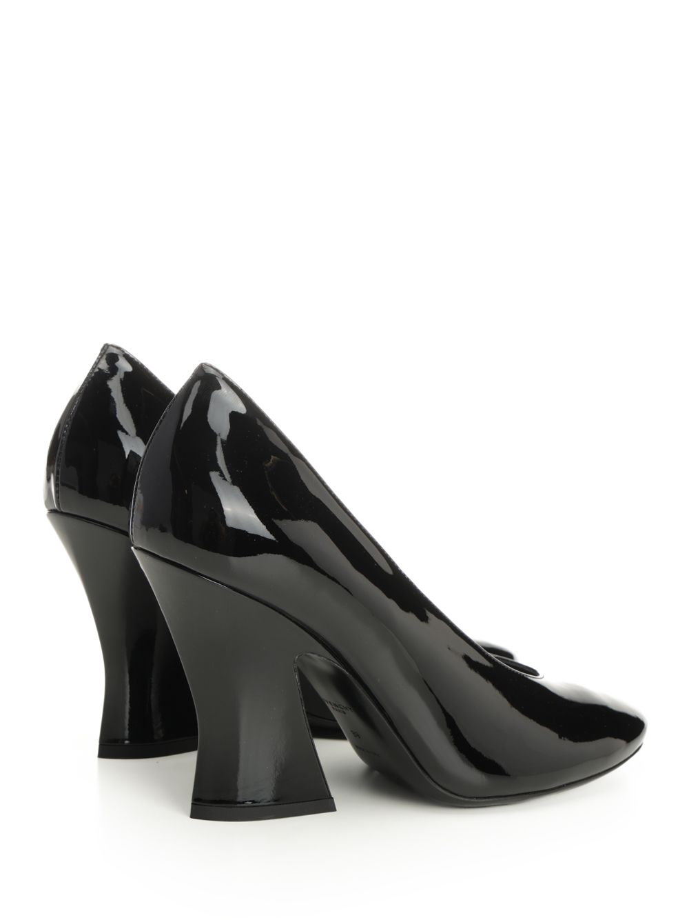 Givenchy Sculpted Decollete - Nero | e3d7b3a562f61aa5d66ba869a2b1f1bd5e24f57e