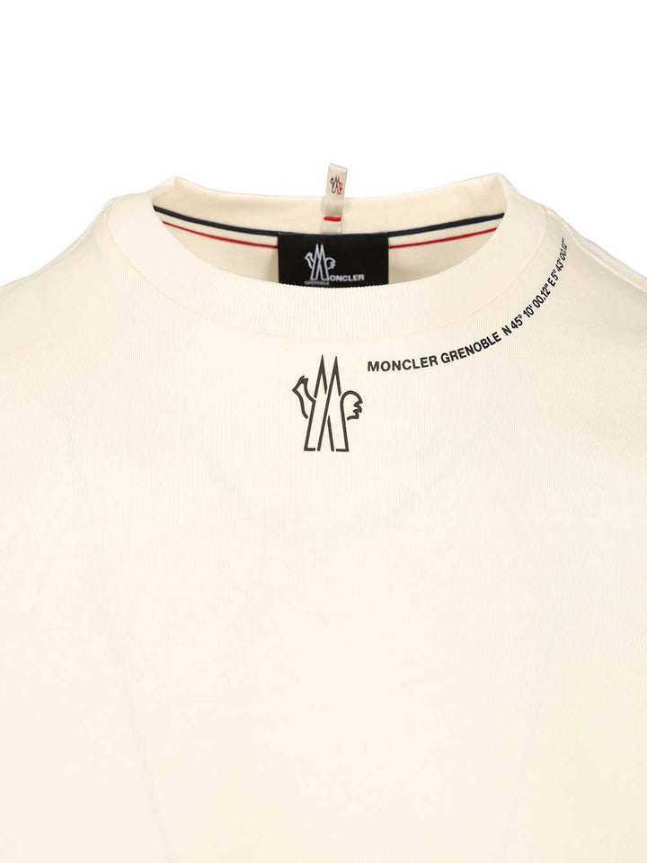 Moncler Grenoble Crew Neck Cotton T-Shirt - Bianco | 3a3d02c89de091f5650f4417e678c958725e3837