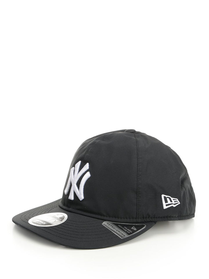 New Era 9fifty Retro Crown New York Yankees Mlb Cappelli - Nero | 4efea0cf3fa751d5bbd533c8fbe4e16d269bbf82