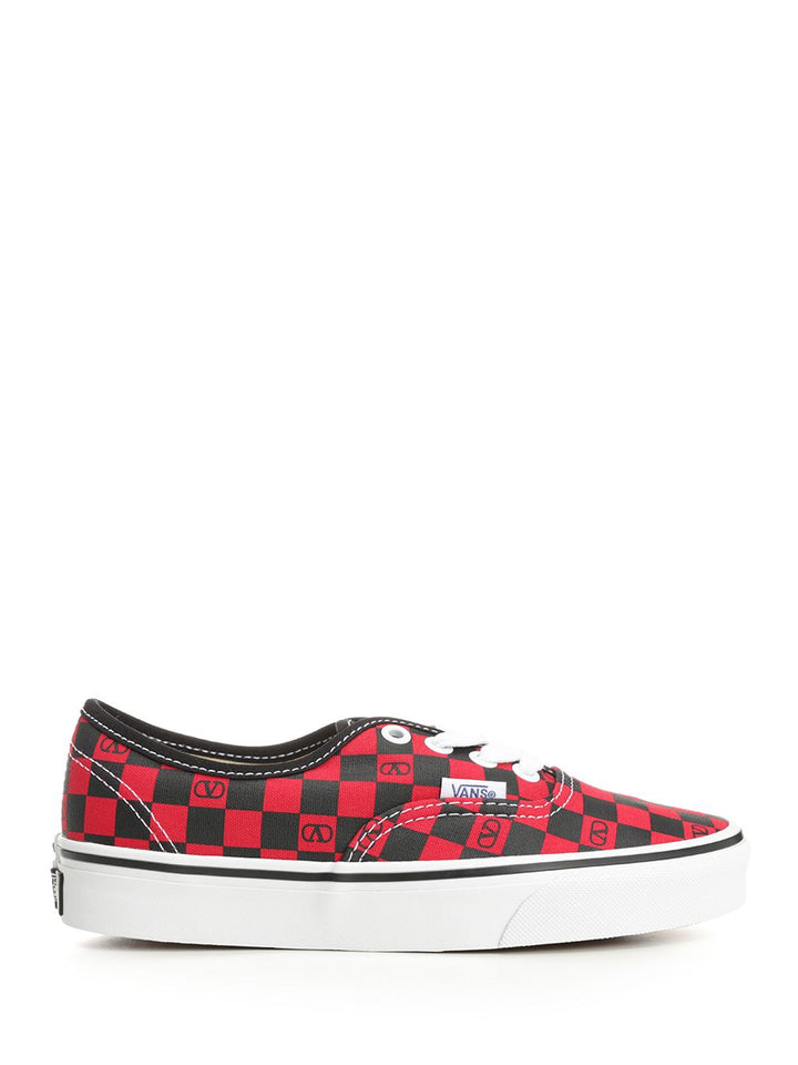 Valentino Garavani Valentino Garavani X Vans Low-Top Sneaker Sneakers - Rosso | ce39d774c383e9e2a3908d15f577a394fca5731b