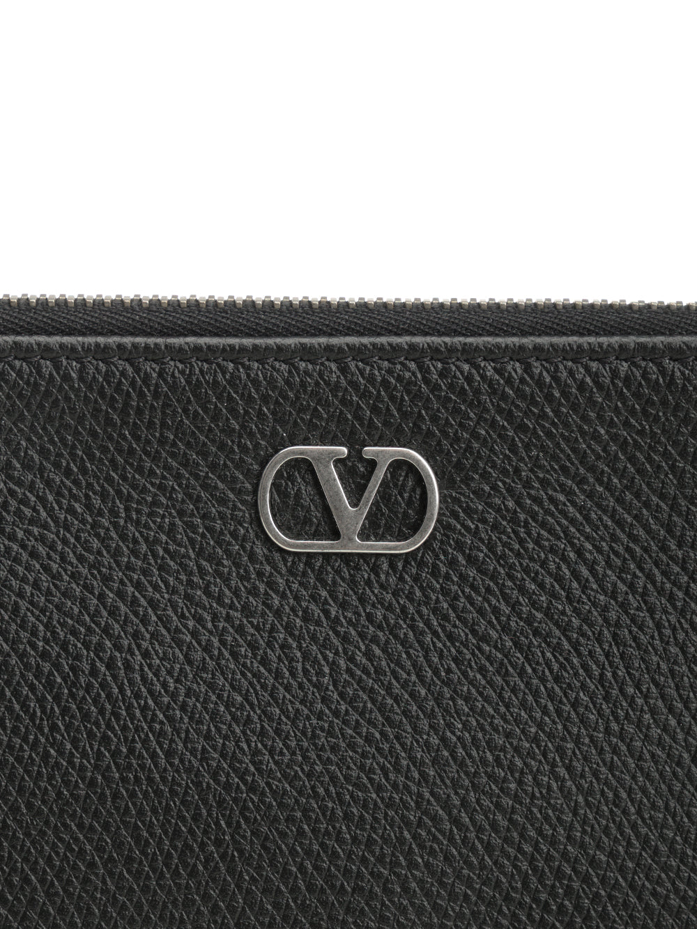 Valentino Garavani Vlogo Signature Small leather goods - Nero | b8f918802a42ea6fd041c379b8c31fb7dbe36387