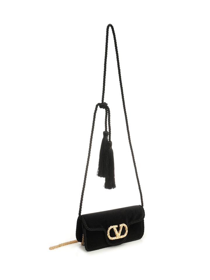 Valentino Garavani Locò Mini Velvet Clutch Clutches - Nero | cedc246a1935eb867253d4dce347a05c50cfd310