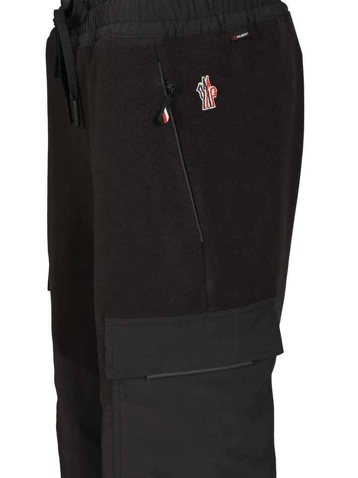 Moncler Grenoble Sweatpants Trousers - Nero | c4b3df19bdcaf7cff004f6fbd2df59dc4b69e380