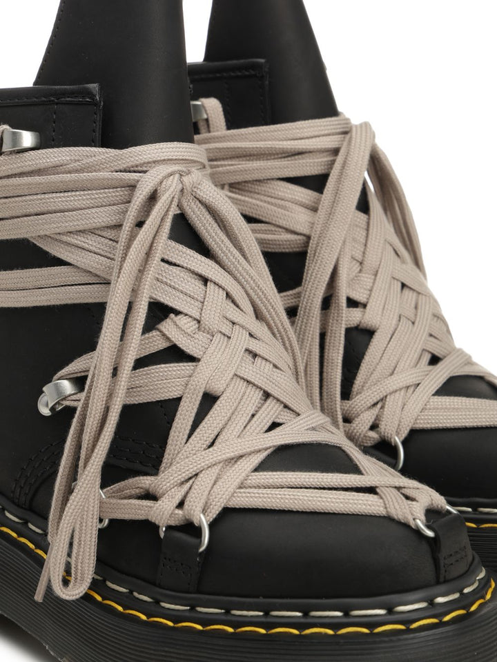 Dr. Martens X Rick Owens 1460 Megalace Boots - Nero | e578f25c730c1e583774ec22d9d135a07d0dbf91
