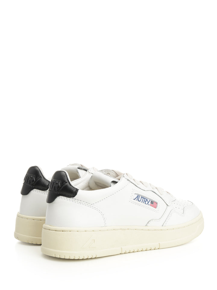 Autry  Medalist Low Sneakers - Bianco | e4adb549e42cd0e20e290e68d32a65d305108d33