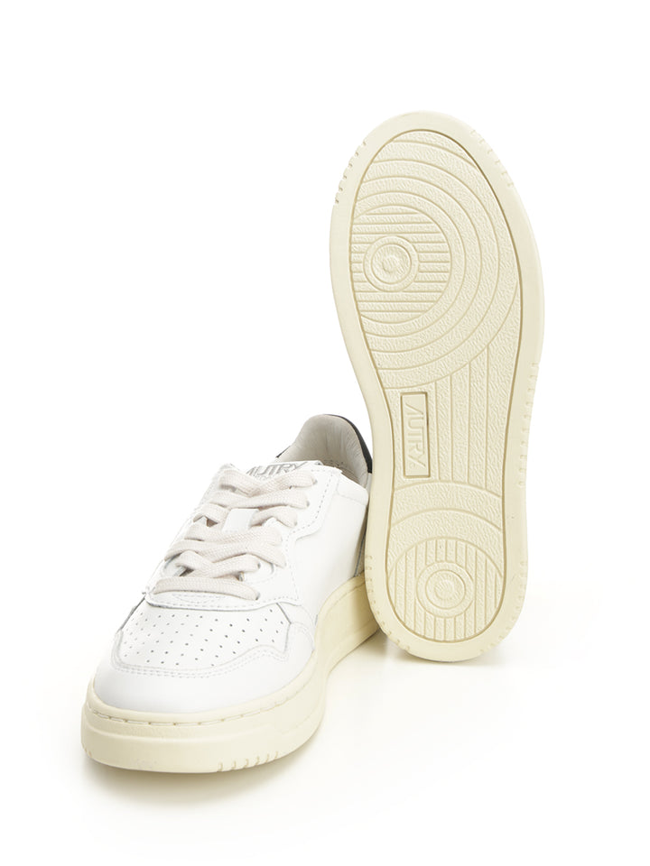 Autry  Medalist Low Sneakers - Bianco | 5aebb7f7e7790f29d6d0221101f6c8e4cec0b6e9