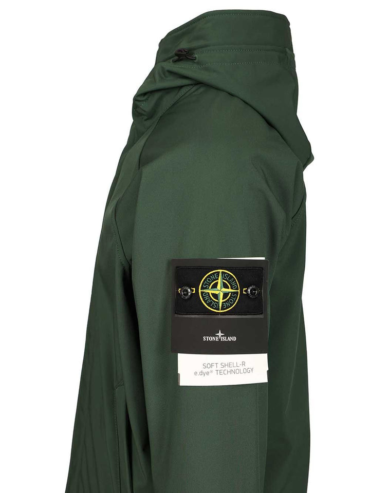 Stone Island Parka Soft Shell-R E.Dye® Coats - Verde | 5b54a9a35d16eba57be5eeb7aa73b6a65c84d2ca