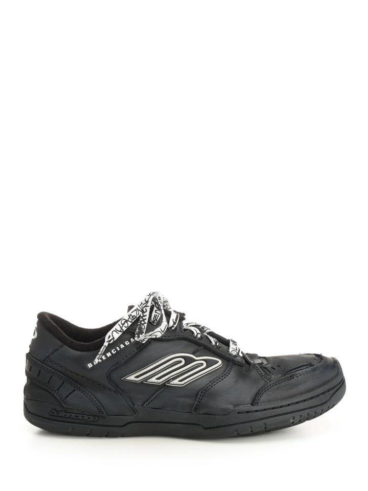 Balenciaga Hamptons Worn Out Sneakers - Nero | 6c2912f92fa12b17025440c8352f607216e7fac1