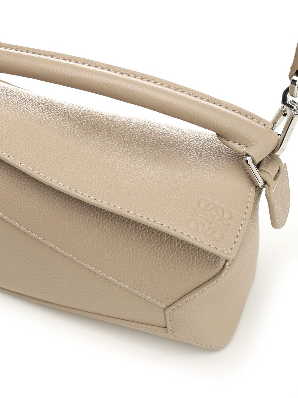 Loewe Puzzle Edge Handbags - Bianco | f850381420ada00b6d9e561adfaeaf8766ffa210