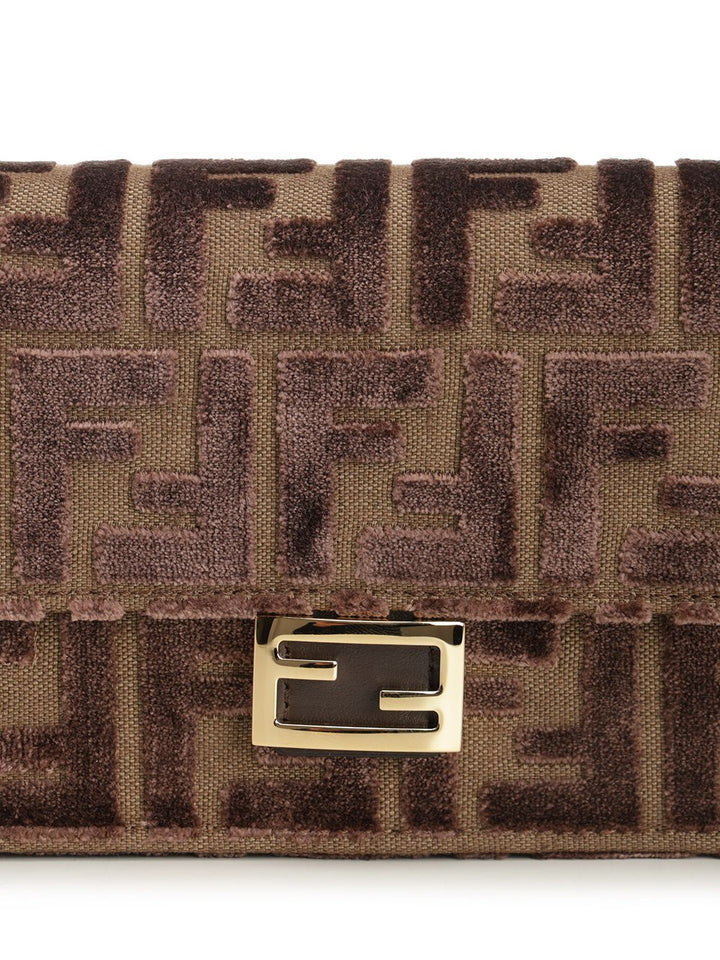 Fendi Baguette Small leather goods - Marrone | 57f3136feba2cda7d4079c42b8b53f2bf8afc674