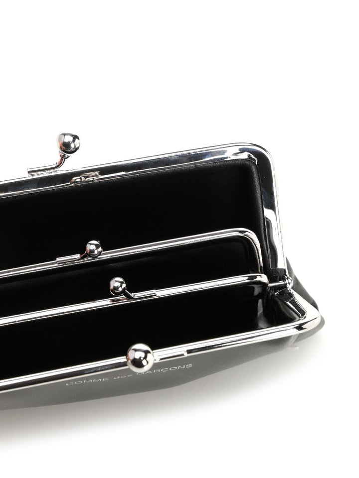 Comme Des Garcons Wallet Kiss Clasp Clutches - Nero | 704e93a234e58b67e9d46f8bdc2bc5cddeec29c0