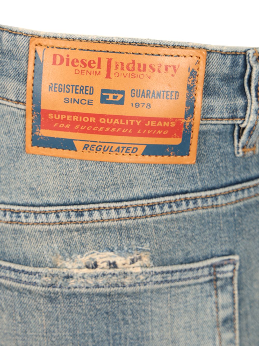 Diesel D-Vyl Jeans - Blu | b4d292eec62f922ee7ec49f426c0df6a98481577