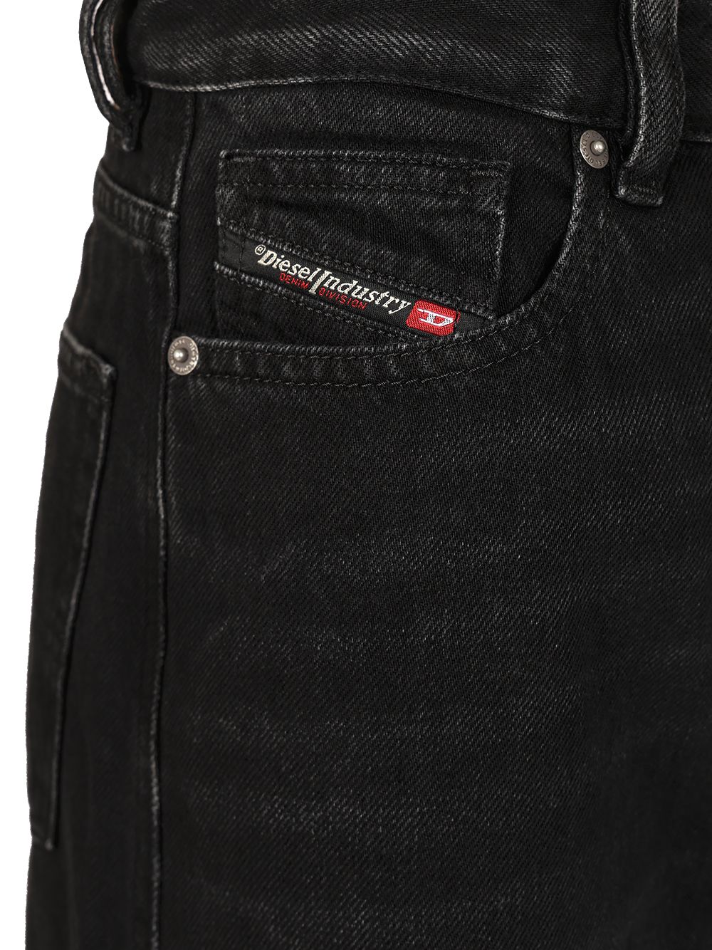Diesel Relaxed Fit Jeans - Nero | 3971a81108caf5b626d2a19cc128b127f910905a