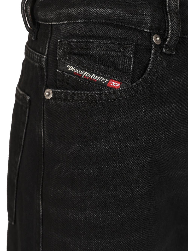 Diesel Relaxed Fit Jeans - Nero | 3971a81108caf5b626d2a19cc128b127f910905a