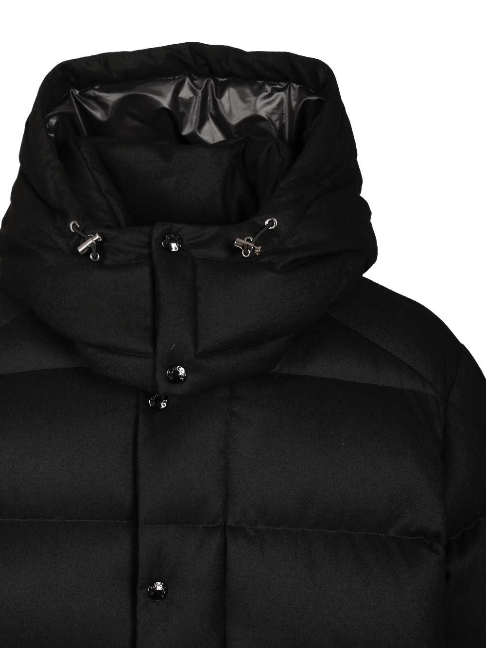 Moncler Maya 70 Coats - Nero | 37d3b67ccf53f16fca60e1389db40ec1b6c0ff1f