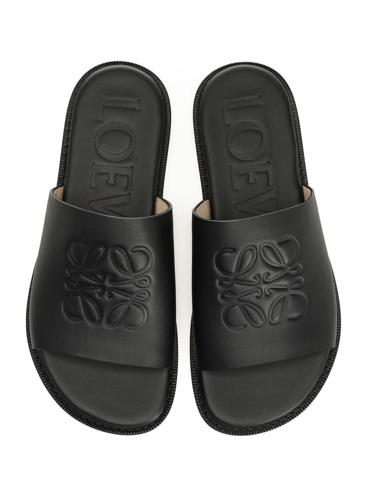 Loewe Anagram Flex Slide Scarpe basse - Nero | 2dcdd77da59c93bf650ed8ec06905f21c10bb5f7