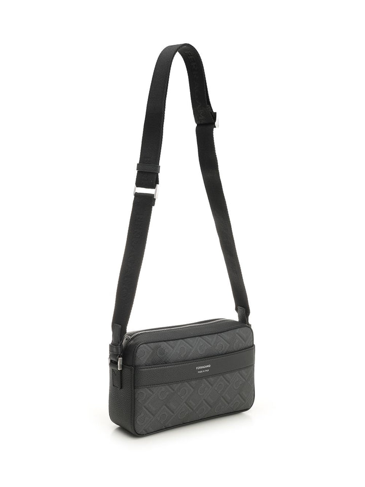 Ferragamo Ferragamo Monogram Shoulder Bag Small leather goods - Nero | 251bd71f29c22d6a96c2cd111cafc709df3007da