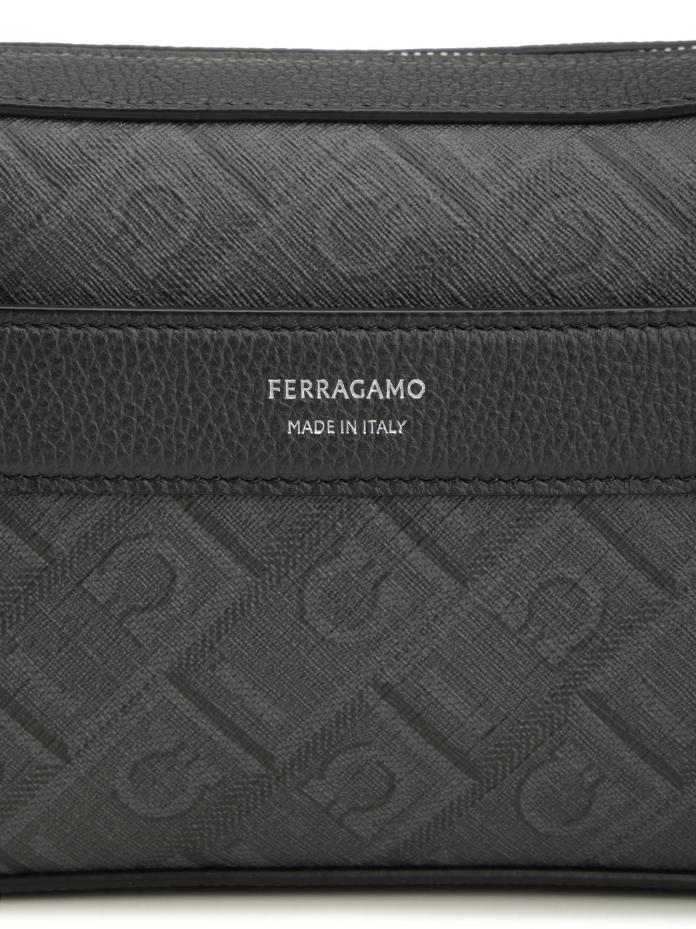 Ferragamo Ferragamo Monogram Shoulder Bag Small leather goods - Nero | 828c33a411ea4b7c9c5bcd790303ed83854357ee