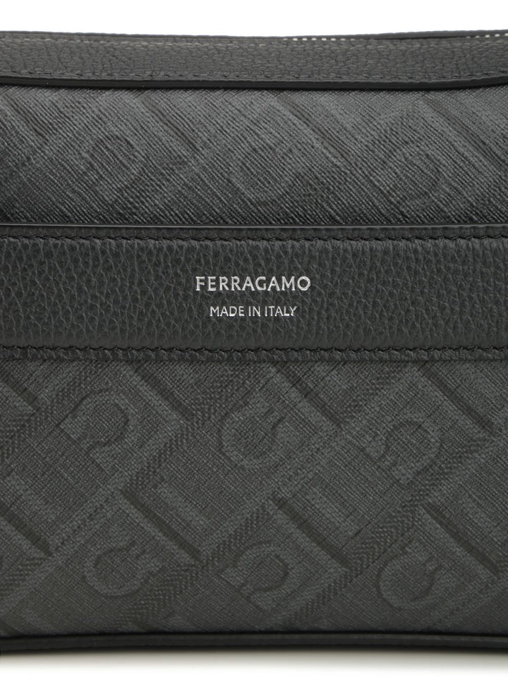 Ferragamo Ferragamo Monogram Shoulder Bag Small leather goods - Nero | 828c33a411ea4b7c9c5bcd790303ed83854357ee