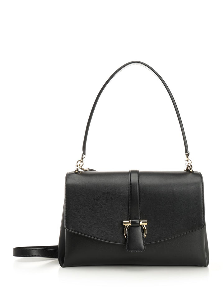 Ferragamo Shoulder Bag Handbags - Nero | ec6475d1f118dd54de0a8b6c7c29efcb75152087