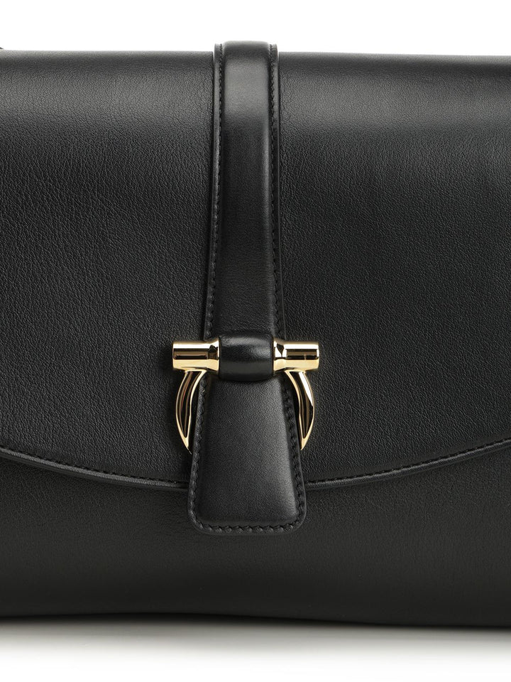 Ferragamo Shoulder Bag Handbags - Nero | 0af88782a7d0f44bd58056d825593fe1e10a76a8