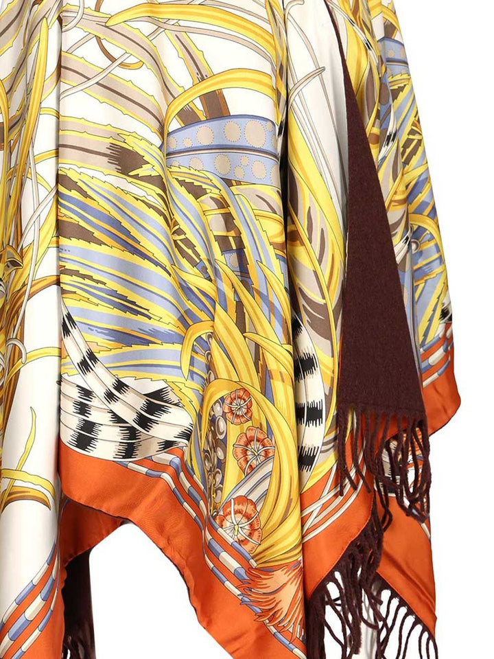 Ferragamo Reversible Hood With Rooster Print Scarves And Foulards - Marrone | 819daeed90bf46f4367ff58ad5c719bc3889f9f8