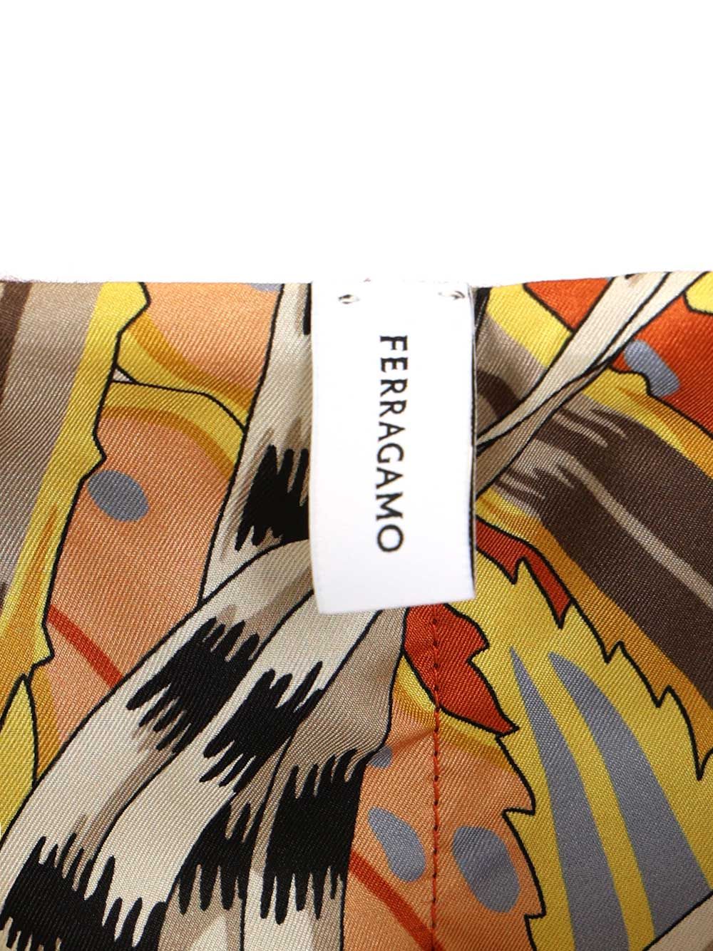Ferragamo Cape Roost Scarves And Foulards - Marrone | 0f02b210042d3ab059e2bd548b576255d06403ea