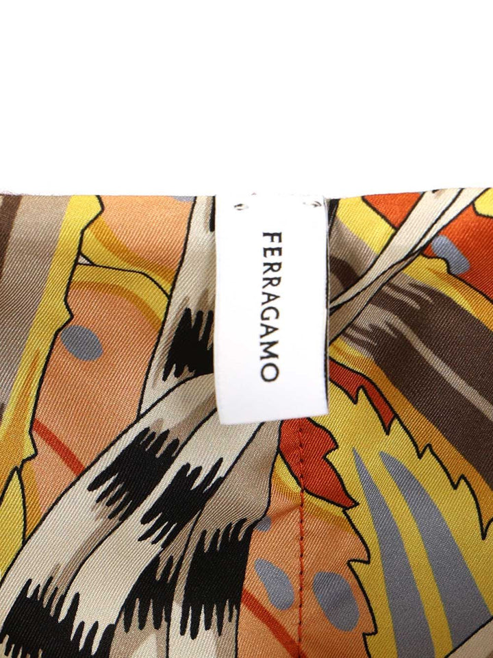 Ferragamo Cape Roost Scarves And Foulards - Marrone | 0f02b210042d3ab059e2bd548b576255d06403ea