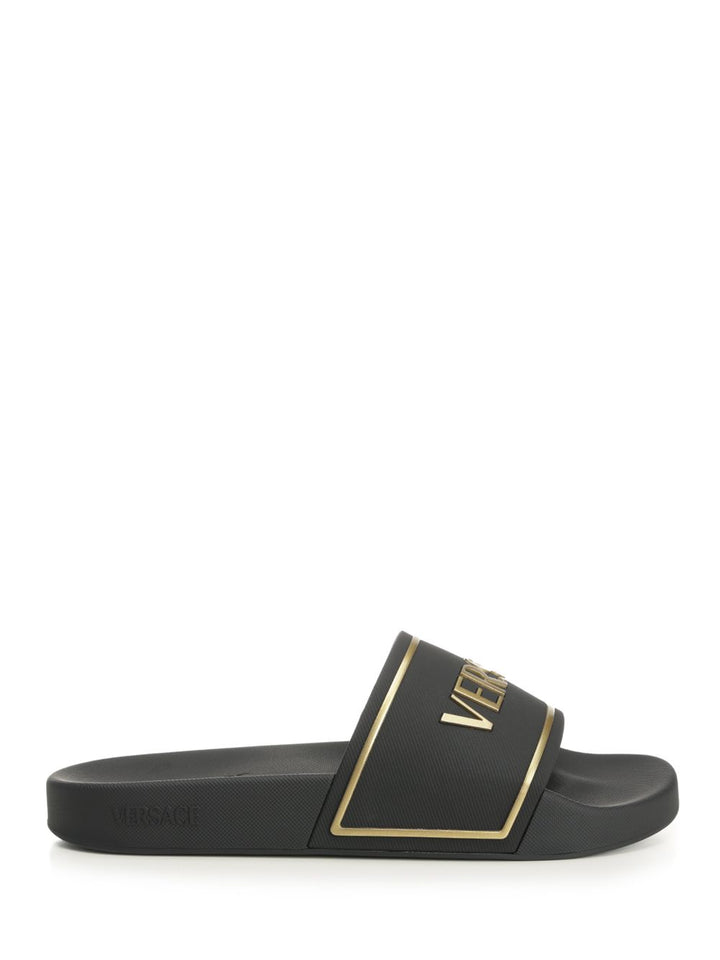 Versace Rubber Slides Scarpe basse - Nero | 011e782e8e2a121ba3fe64a059bab194ba2581c6