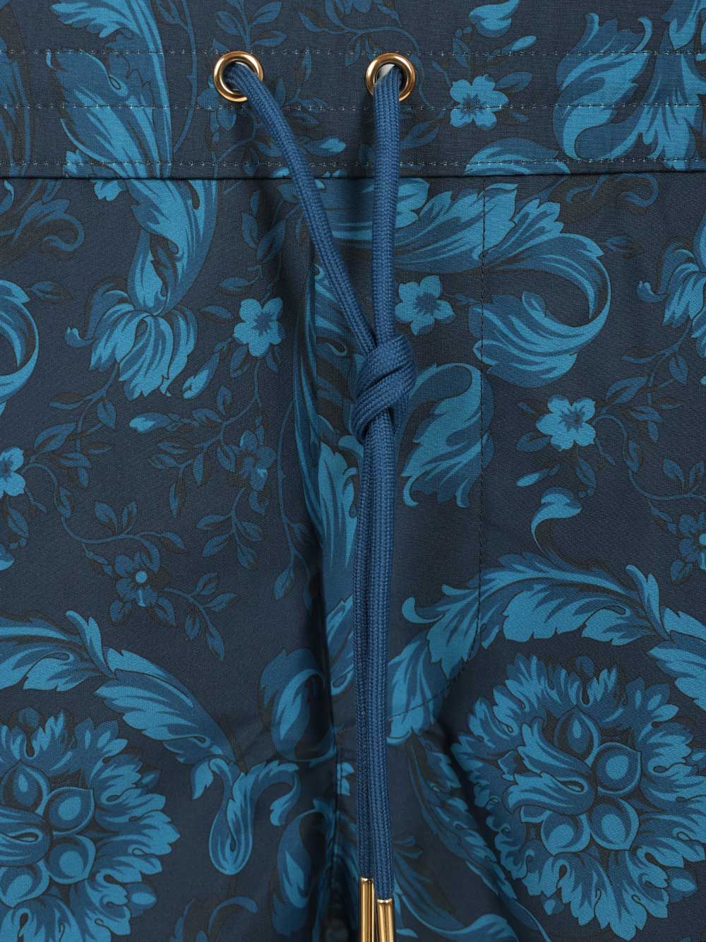 Versace Swim Boxer Nylon Golfo Recycled Fabric All Over Baroque Print Swimwear - Blu | 274d56e2878ca37c02e4068a9c5d7c65b4ef5094