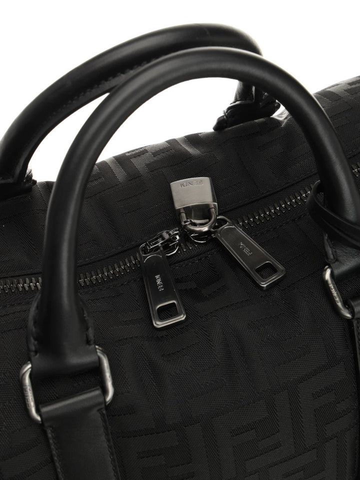 Fendi Travel Bag Crossbody Bags - Nero | 810712948809ff3232da144e6accf5421b2a43eb