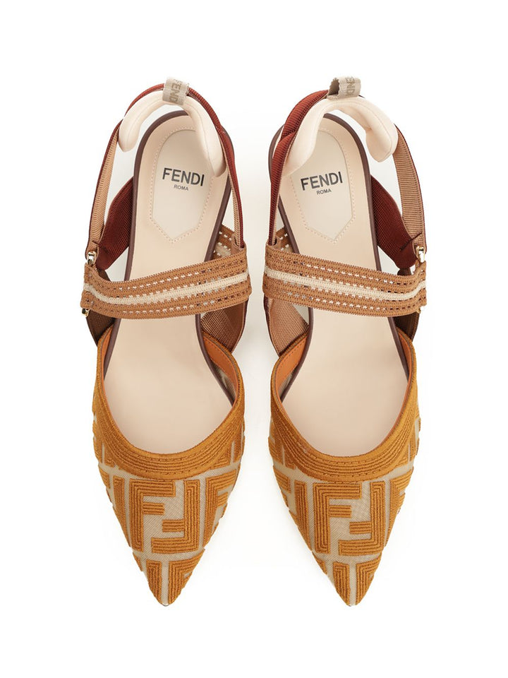Fendi Colibrì Decollete - Beige | 2bb07e15189b0263c73eec074a4f297e9b2951f8