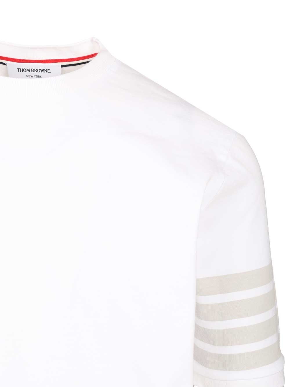 Thom Browne Garment Dyed Short Sleeve Rib Cuff Tee In Med Weight Jersey W/ Overdyed 4 Bar T-Shirt - Bianco | e804487e94879b839a230019c080ac414a867dd8