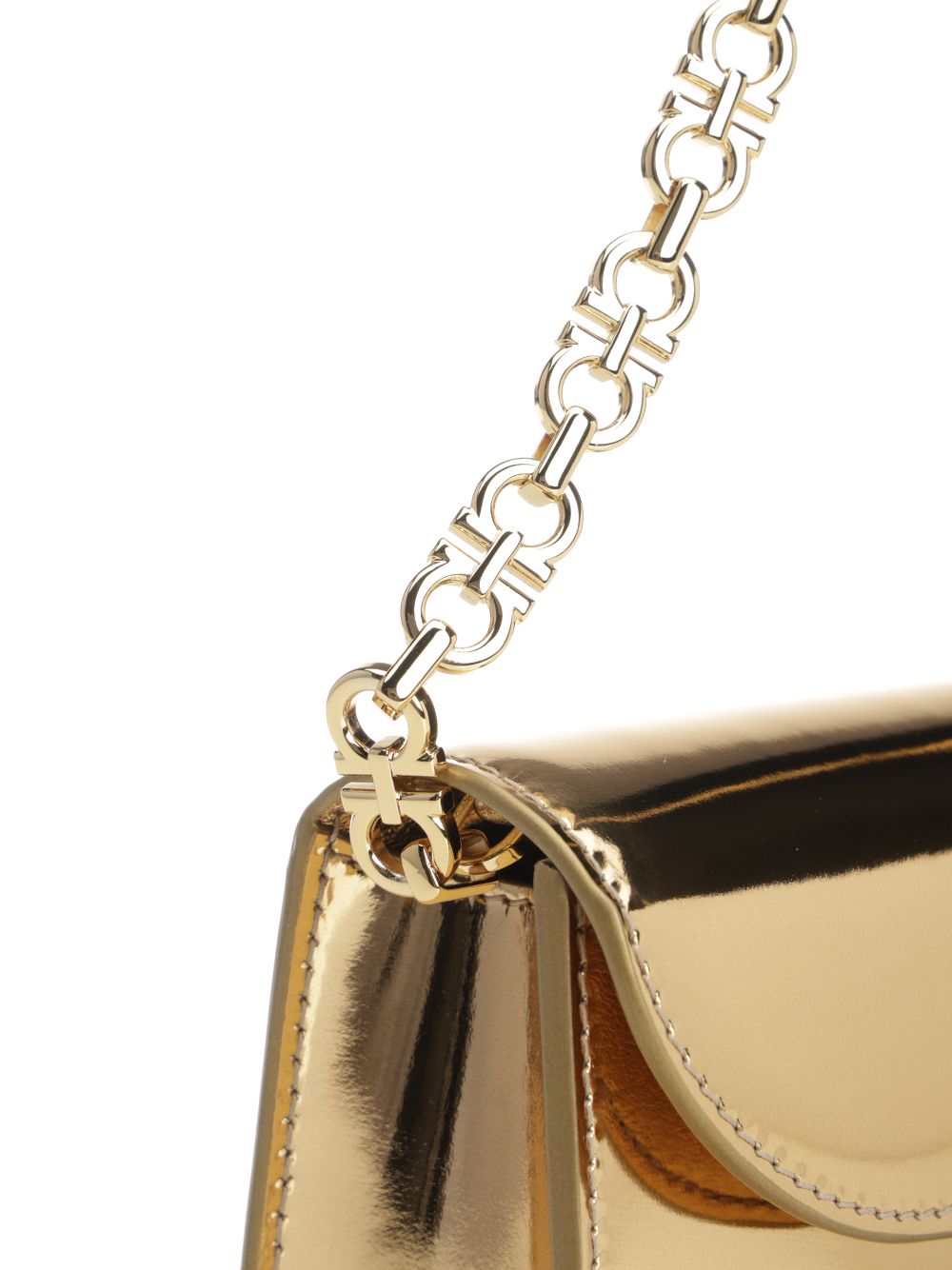 Ferragamo Mini Bag Shoulder Bags - Marrone | 8f4d91c4a00837cd6003604f6a0a6dbbf246a9e0