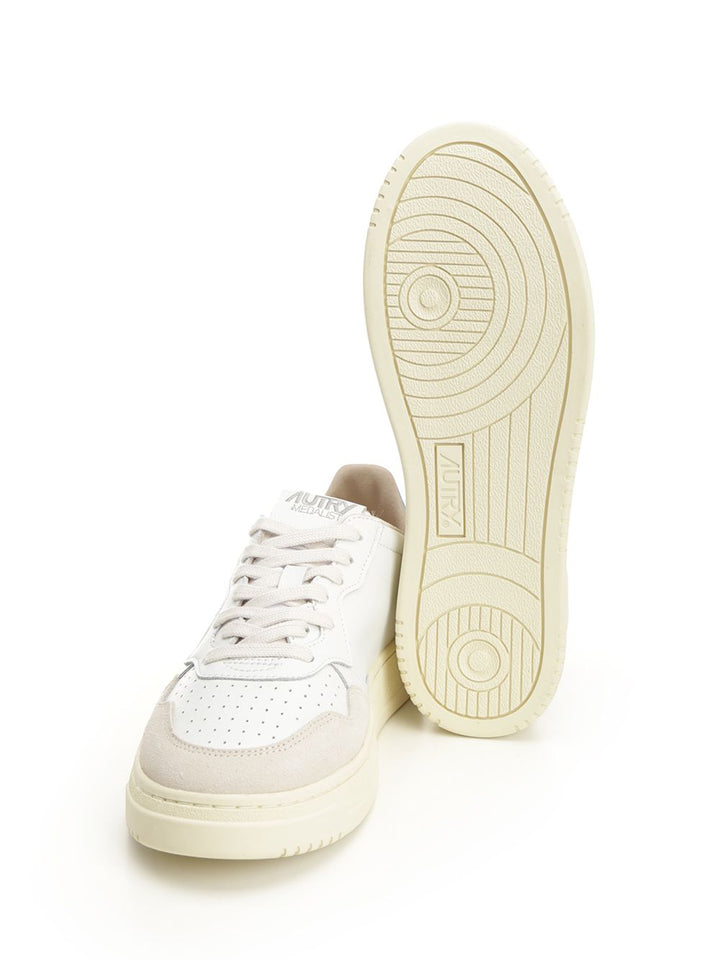 Autry  Medalist Low Sneakers - Bianco | b58d4e951bfa042893ce2fcafc4b48fc8bfdbc3c