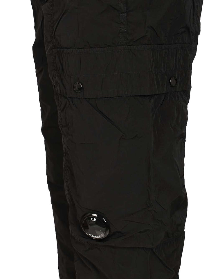 C.P. Company Chrome-R Lens Cargo Pants Trousers - Nero | 82baf0da60a7cf2e63db5d8968b8ca0f0eddeef3