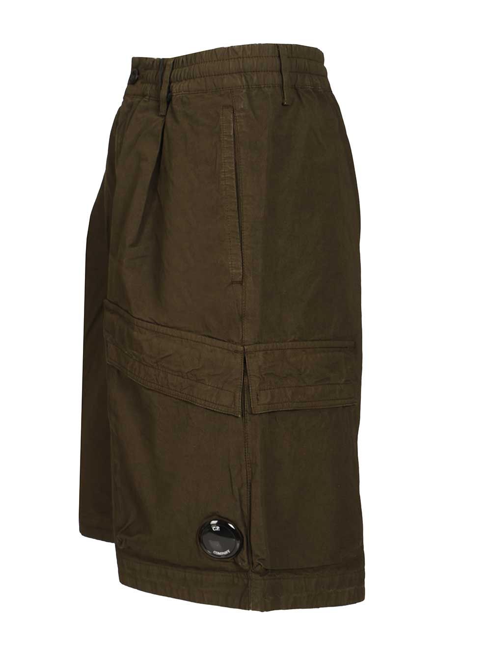 C.P. Company Micro-Reps Boxy Lens Shorts Trousers - Verde | 105481f4b9e685a2900e600f15a829044ff74454