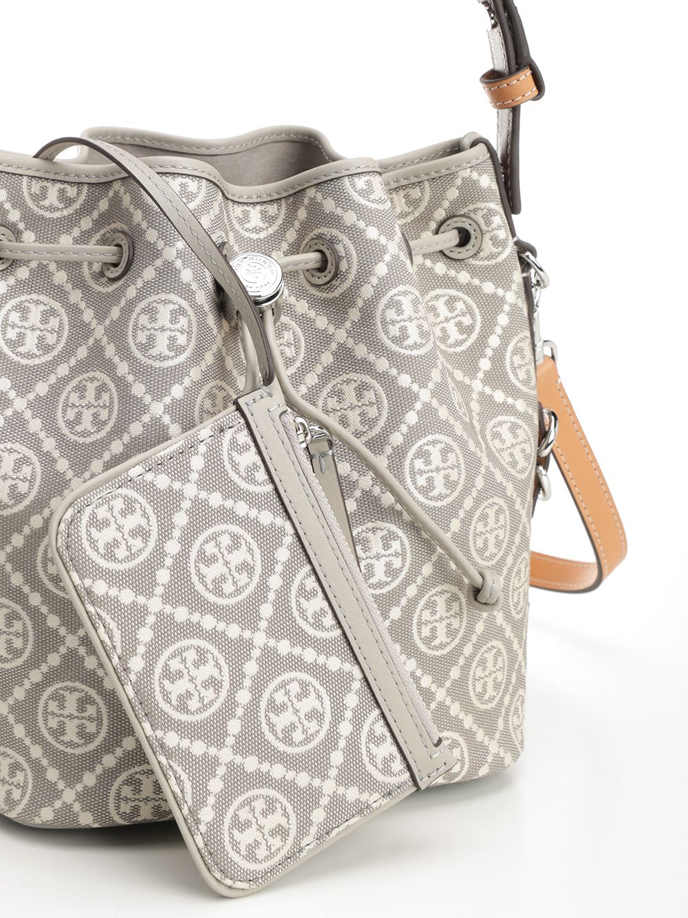 Tory Burch T Monogram Utility Bucket Bag Crossbody Bags - Grey | 20140d4106f19fbb8b8fd7e775013ad6270ff31d