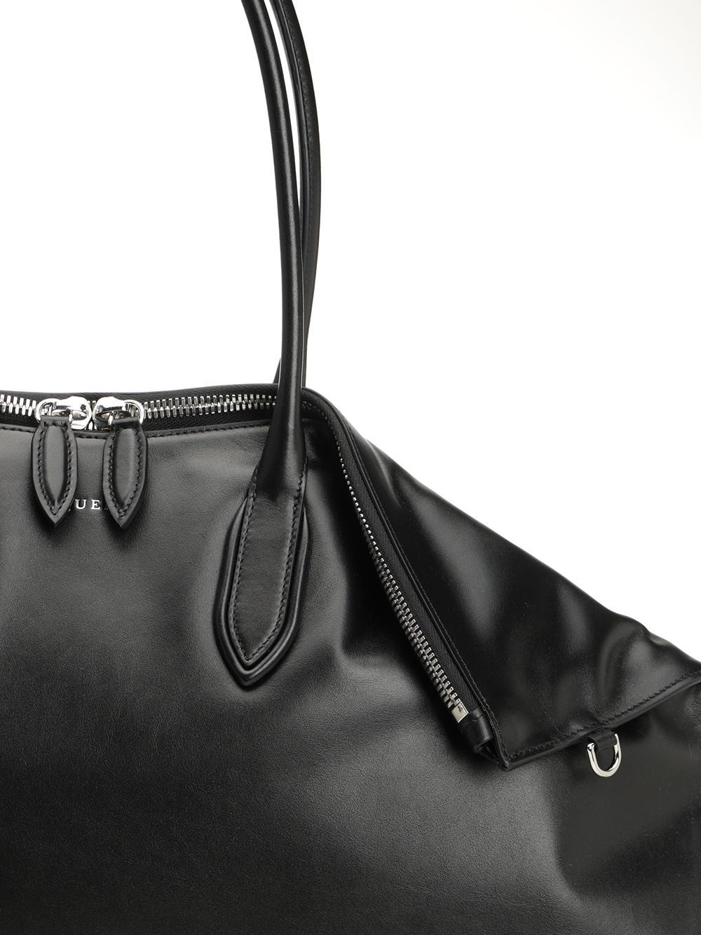 Mcqueen Manta Shoulder Bags - Nero | acd0c882fcda4b7399bba5681d50c6977e002697