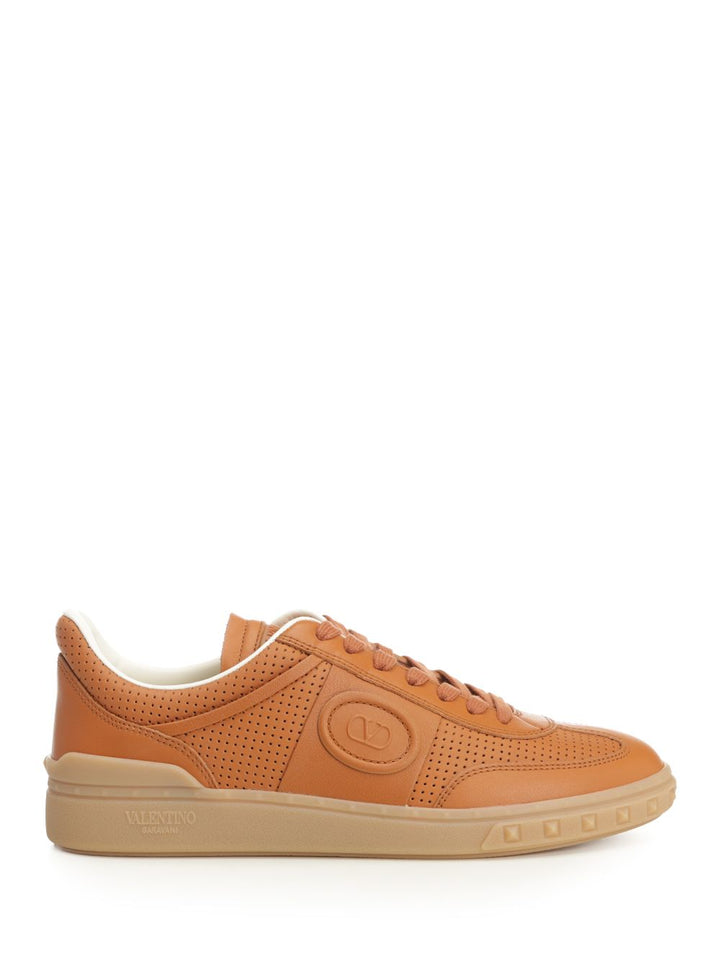 Valentino Garavani Upvillage Sneakers - Arancione | 360a13f3dff0cc4e68eed2baf70bffacf34fe667