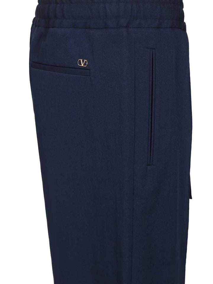 Valentino Garavani Classic  With Pleats Trousers - Blu | 9b042f27eb8b644721e37ebde3fa82f4b56f54c6