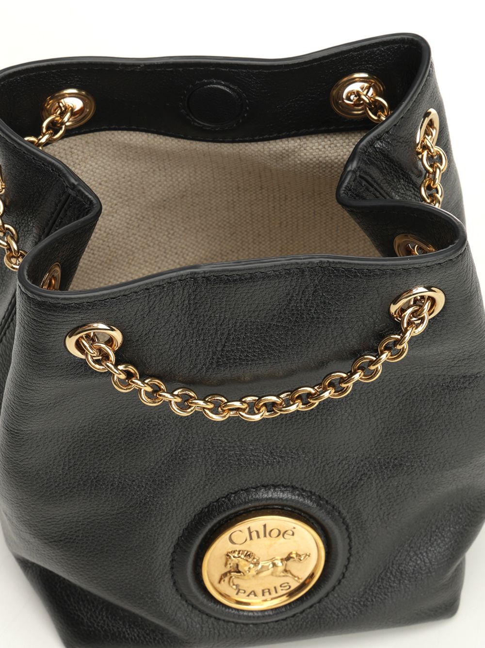 Chloe' Horse Medal Bag Crossbody Bags - Nero | 2243dc89fe9a891651cc8d73c36e8a4742625ce5