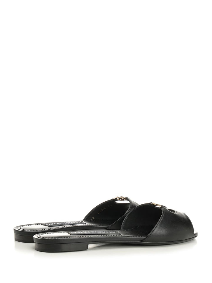 Dolce & Gabbana Leather Slides Sandali - Nero | 36d98c3c82b2e3b125f4b47654e8261c9e8c4a76