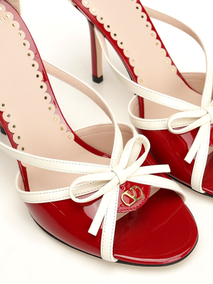 Valentino Garavani Bepointy Patent Leather Sandal Sandali - Rosso | 424917e295a15877b1991ceddbc23a64a5c4e756