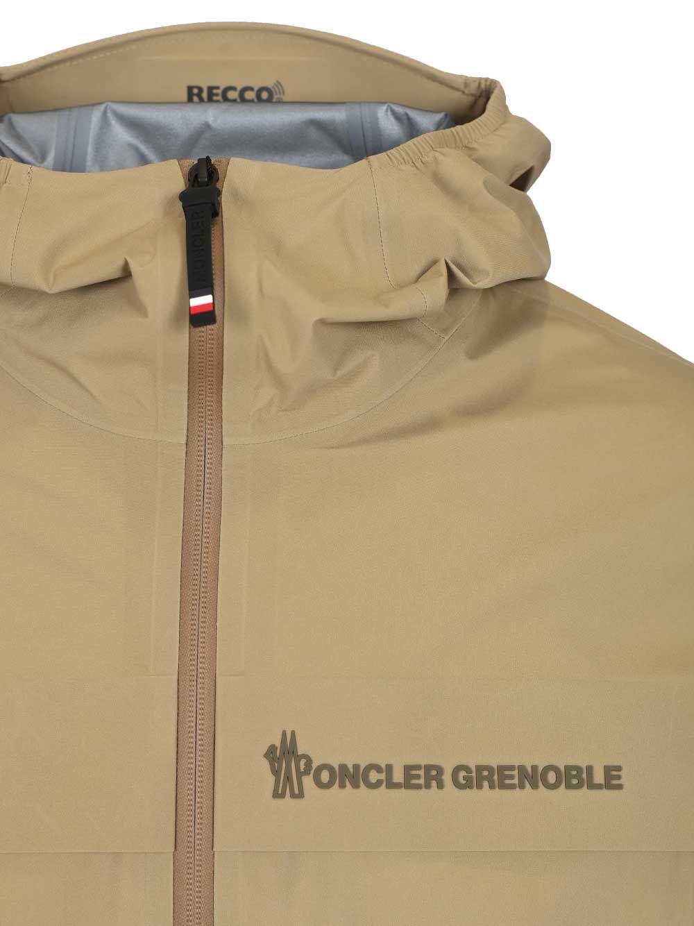 Moncler Grenoble Shipton Hooded Jacket Giacche - Beige | 141c59766d69ceef5adaf23c46f119edfdfd6293