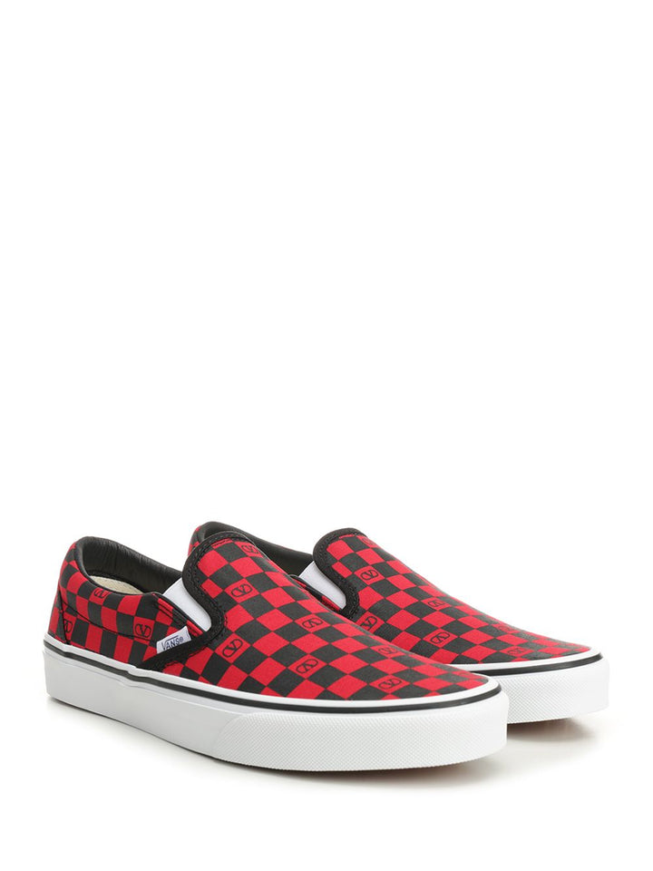 Valentino Garavani Valentino Garavani X Vans Slip-On Sneaker Scarpe basse - Rosso | bf2bc3426582676e98874545241f534db7128821