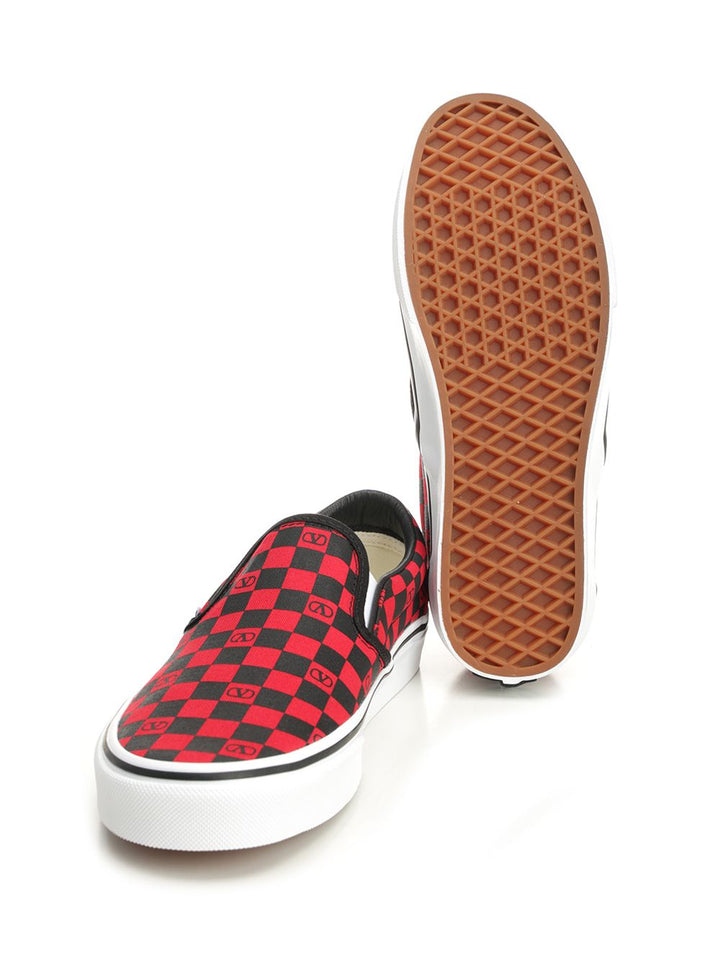 Valentino Garavani Valentino Garavani X Vans Slip-On Sneaker Scarpe basse - Rosso | 4ab44a275dbe90d74f68cd13855f638d839f63bb