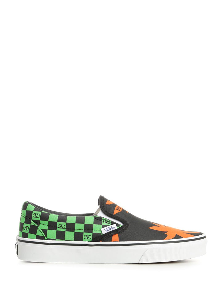 Valentino Garavani Valentino Garavani X Vans Slip-On Sneaker Scarpe basse - Multicolor | 5c18329c77d494427d30b83c4b1ac750634123f5