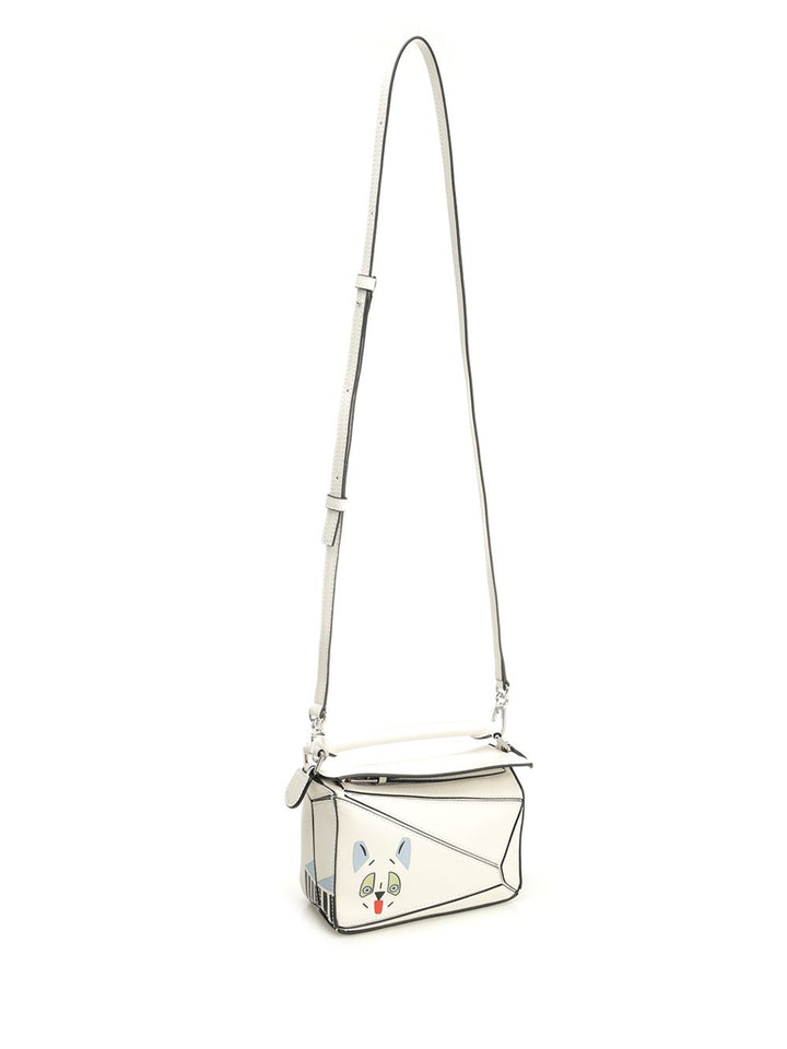 Loewe Puzzle Futurist Cat Handbags - Bianco | e066d2a57eaed6e94a5d72032bebf1c4f9a6a40e