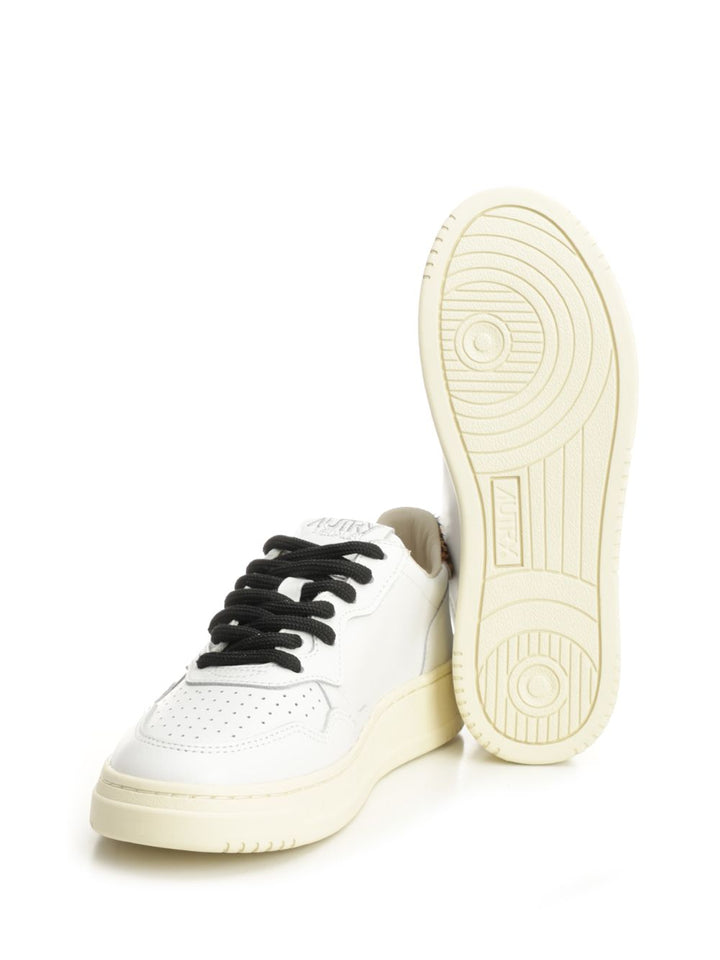 Autry  Medalist Low Sneakers - Bianco | c65b290fc703b6d38b254dc9a105d844b8a15379